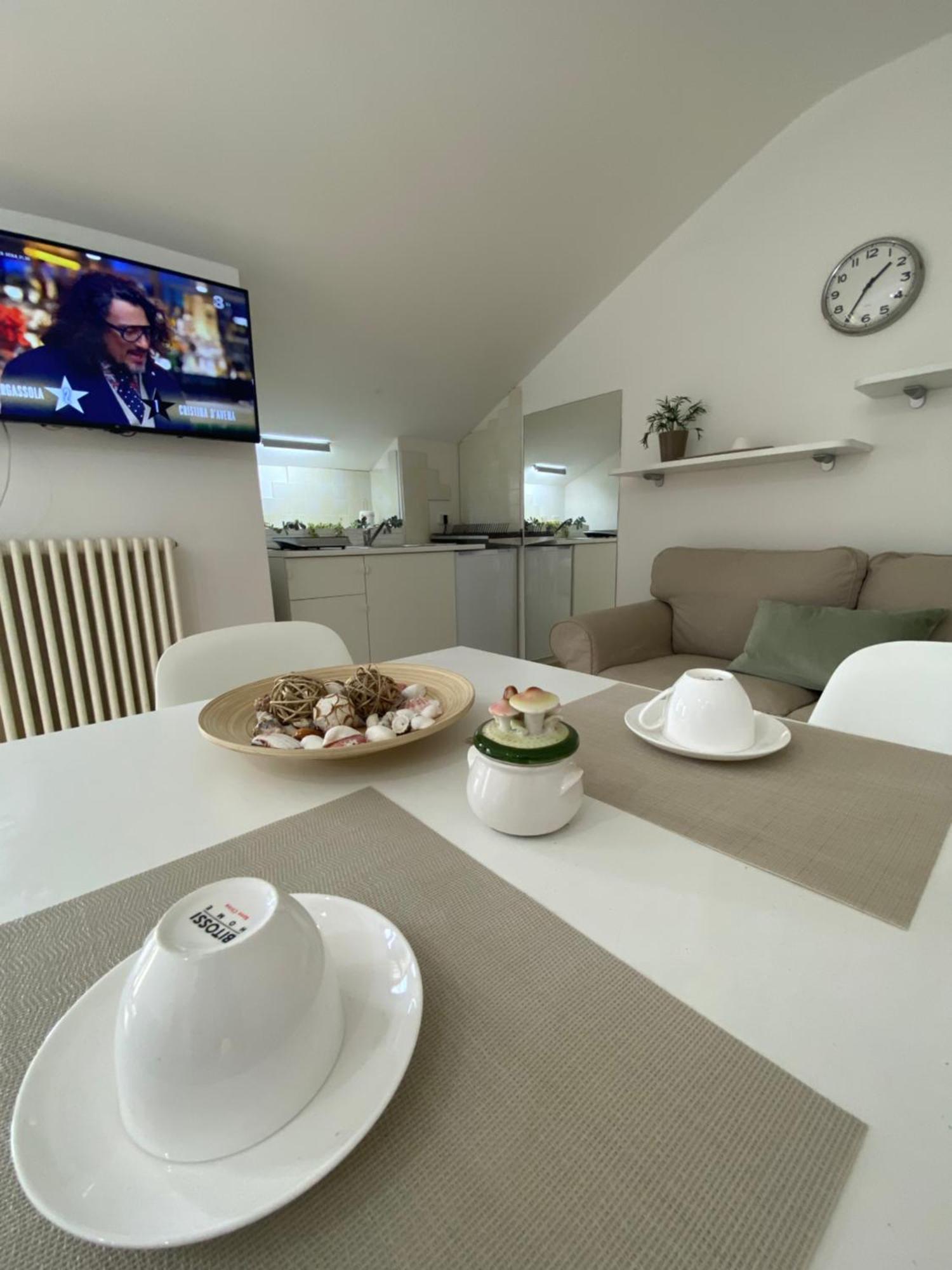 Attico Con Terrazzo Panoramico Maiella - 1Piano - Vasto Apartman Kültér fotó